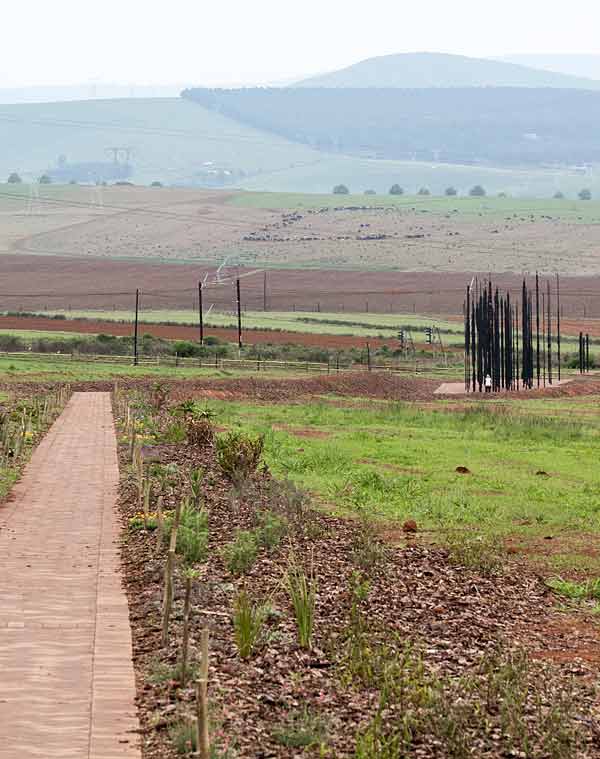 Path leading to Mandela sculpture